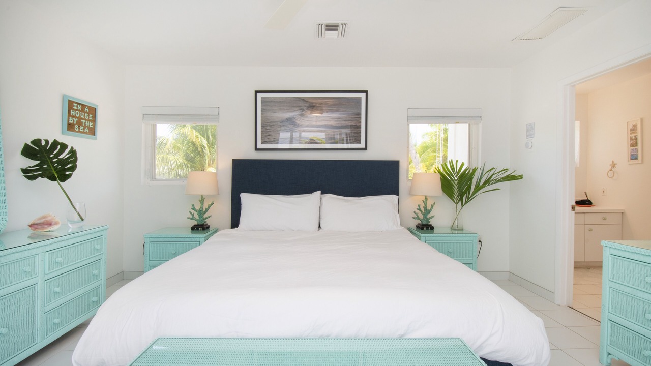 Photo of Bedroom in Rum Point