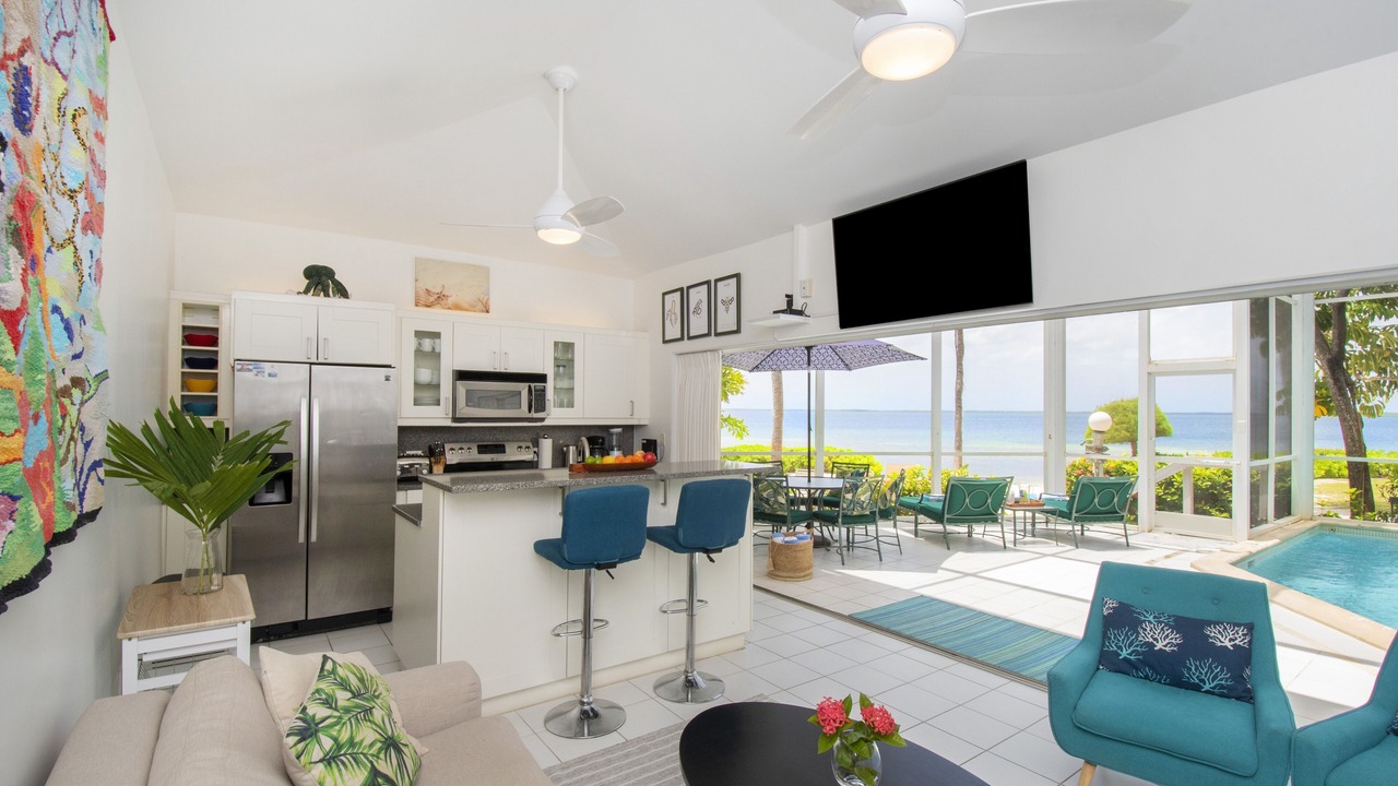 Photo of Livingroom in Rum Point