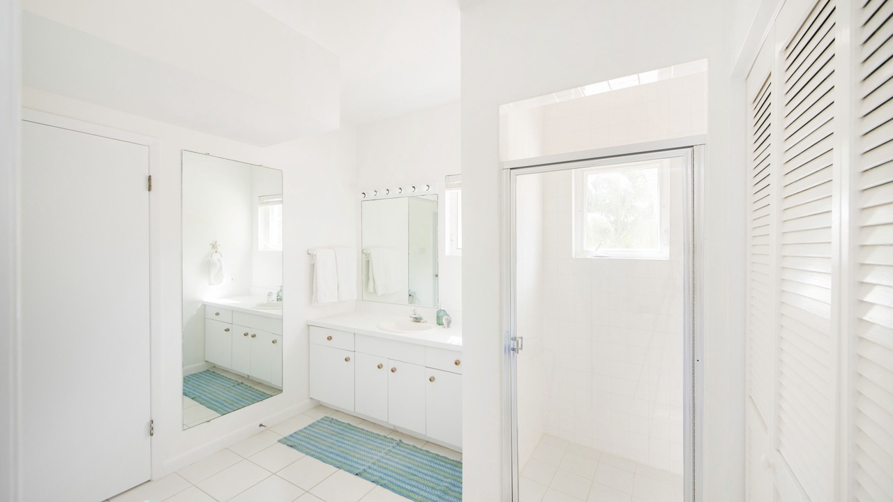 Photo of Bathroom in Rum Point
