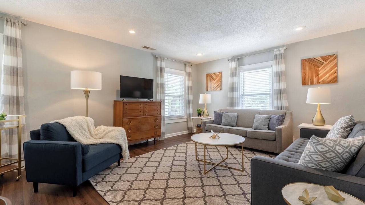 Photo of Livingroom in Rosedale