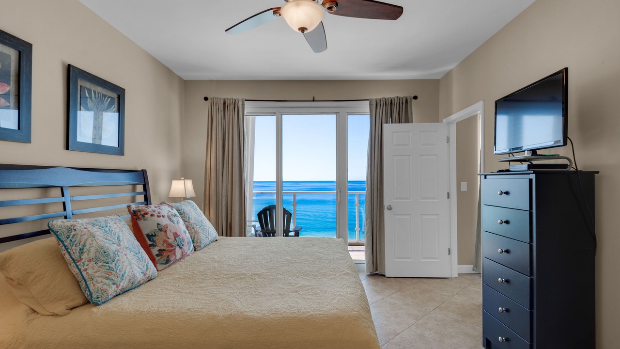 Photo of Bedroom in Destin