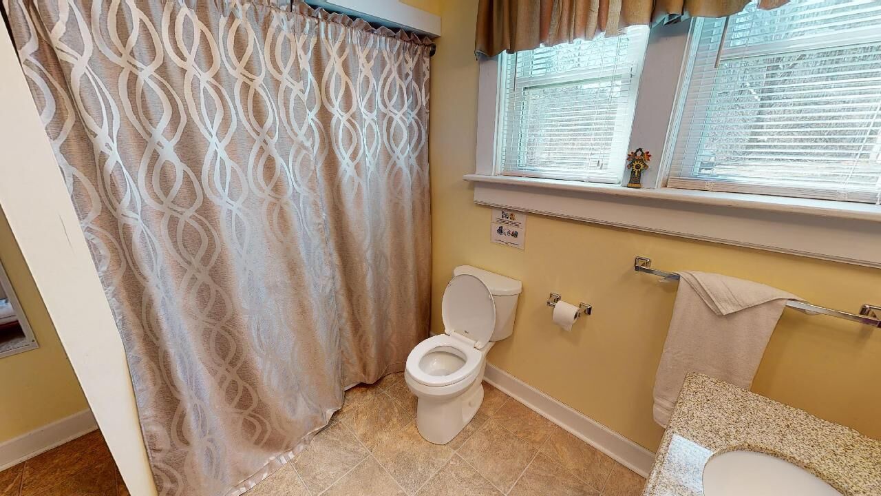 Photo of Bathroom in Nelsonville