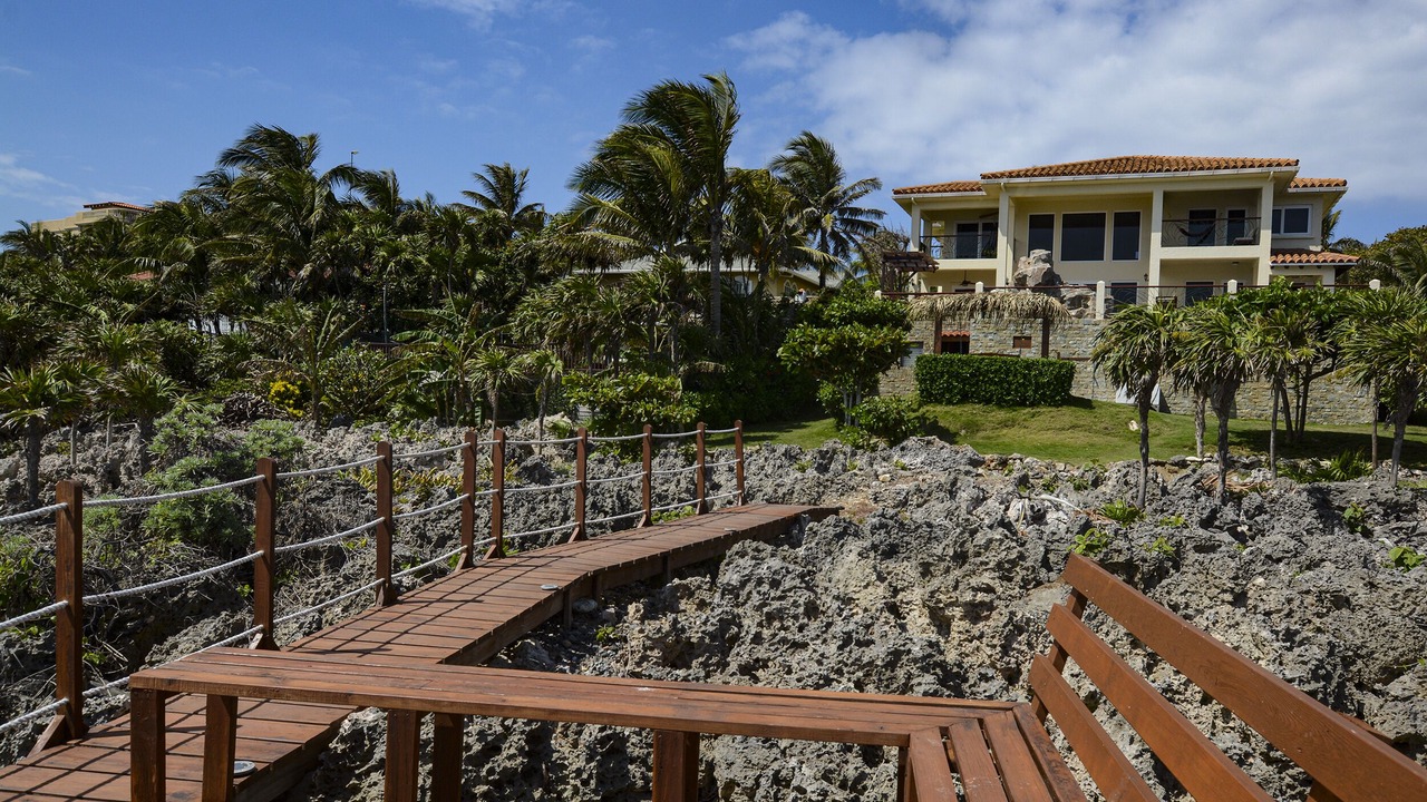 Photo of Others in Antoneys Cay