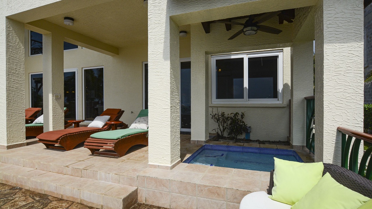 Photo of Others in Antoneys Cay
