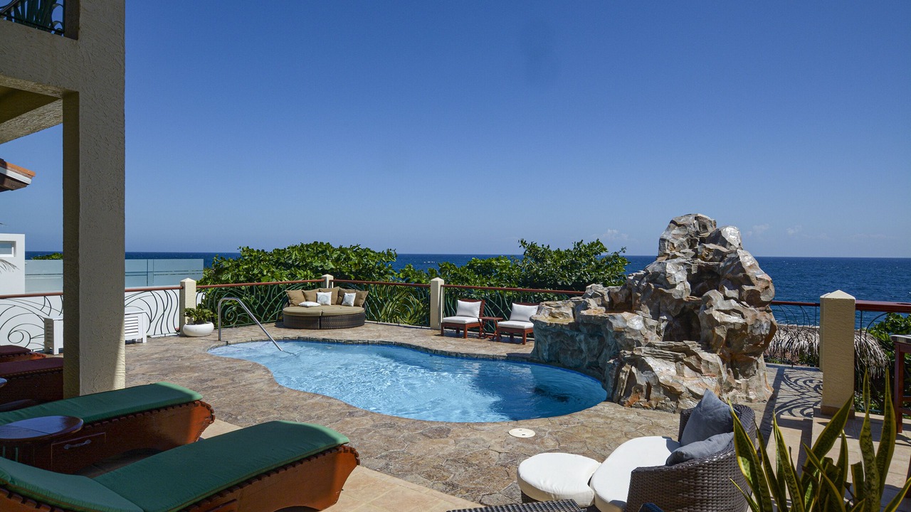 Photo of Outdoor in Antoneys Cay