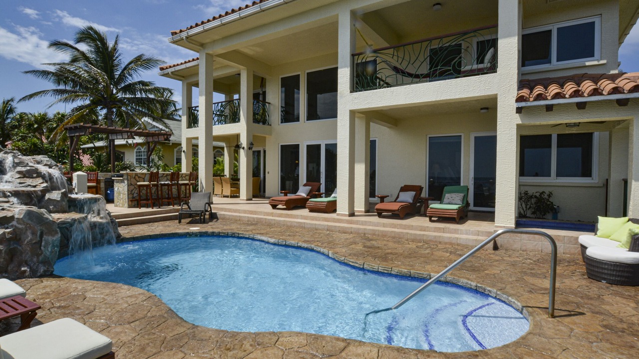 Photo of Outdoor in Antoneys Cay