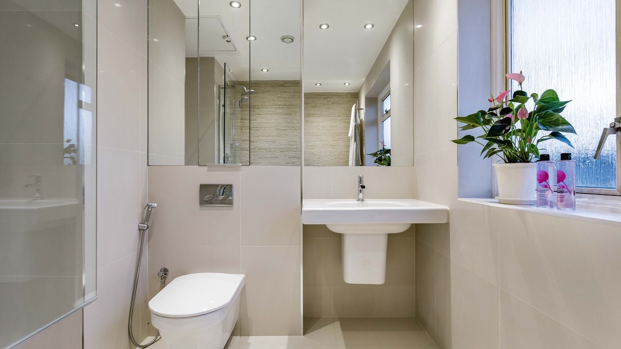 Photo of Bathroom in Bayswater