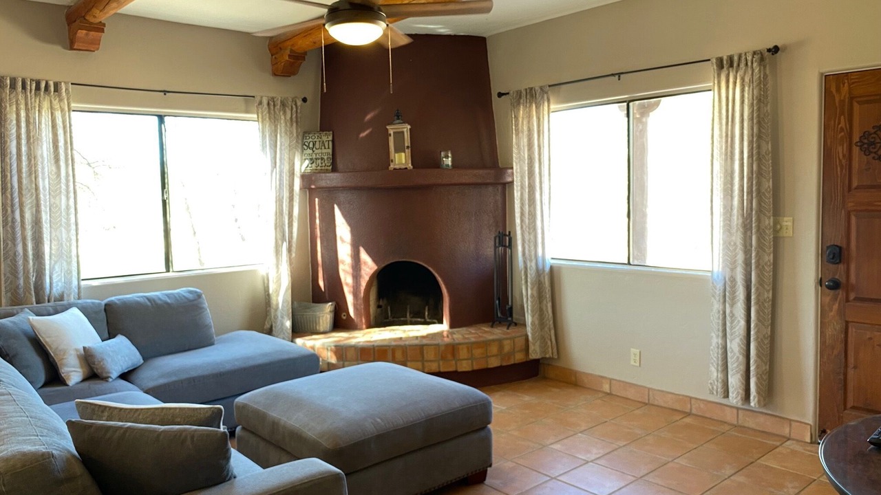 Photo of Livingroom in Tanque Verde