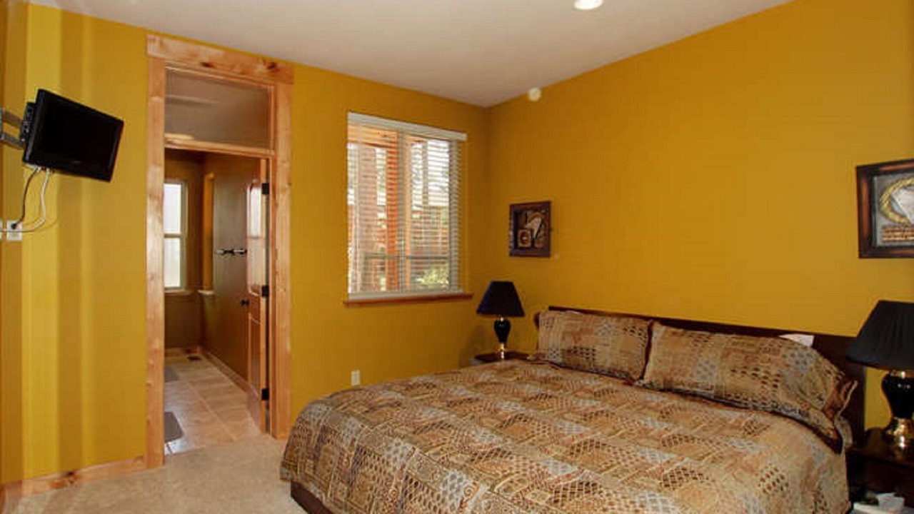 Photo of Bedroom in Montgomery Estates