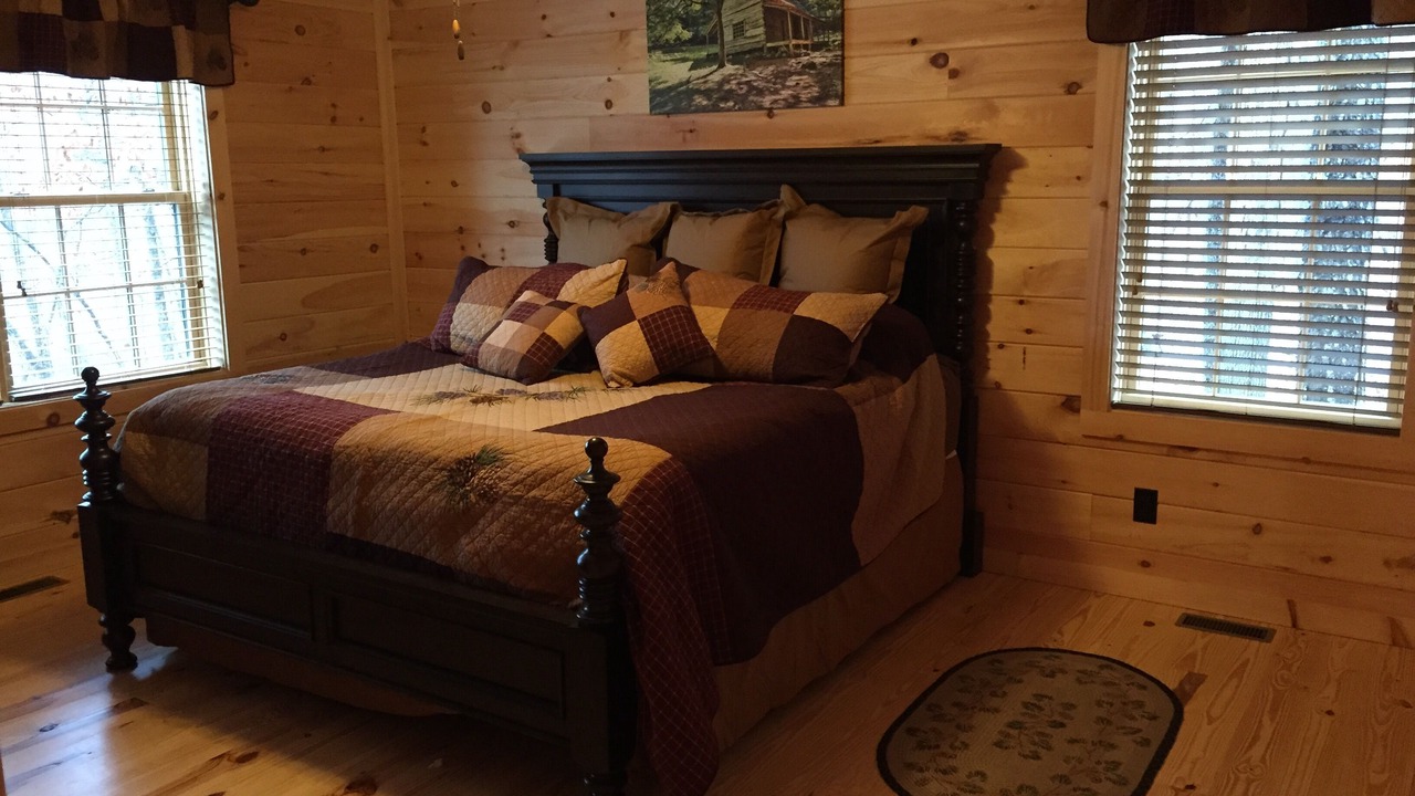 Photo of Bedroom in Serenity Bay