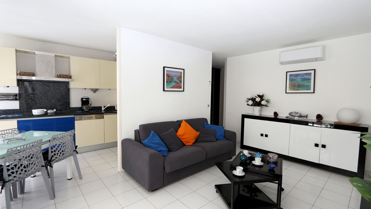 Photo of Livingroom in Saint-Raphael