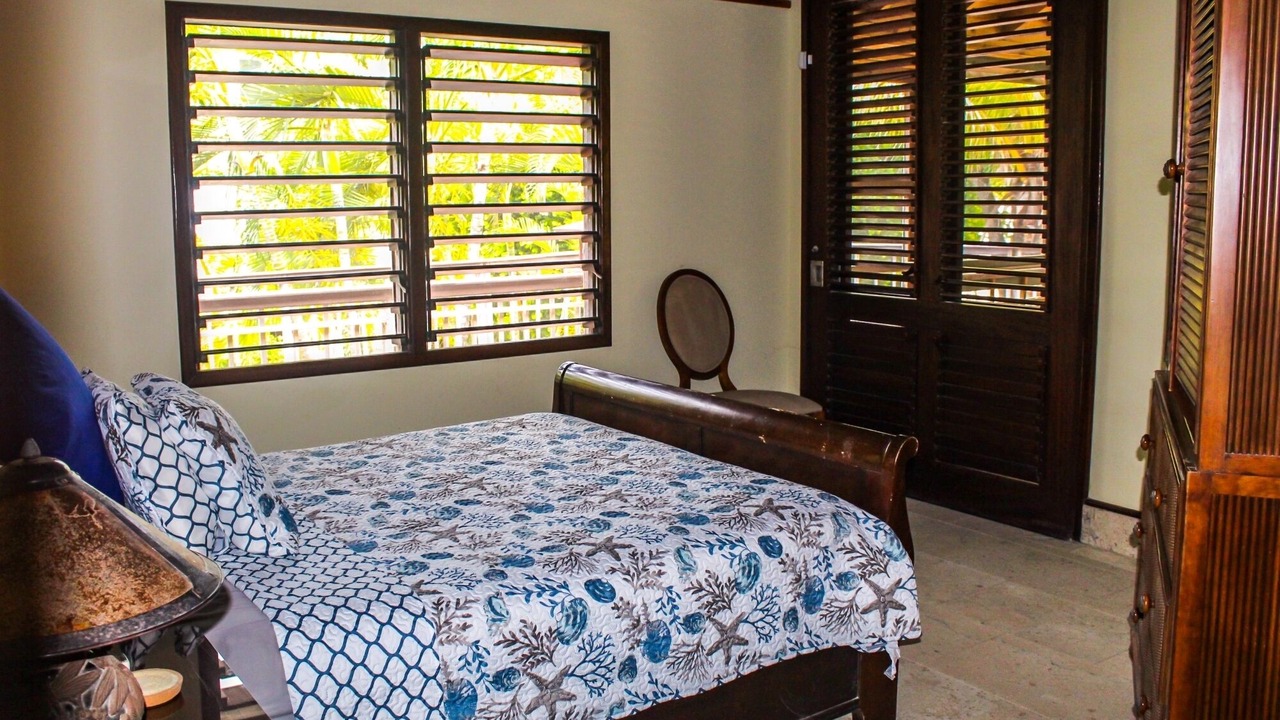Photo of Bedroom in Palmetto Bay