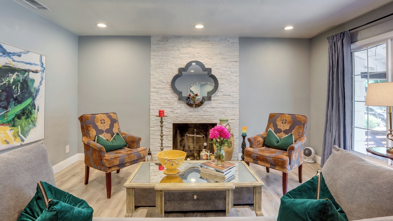 Photo of Livingroom in Arden-Arcade