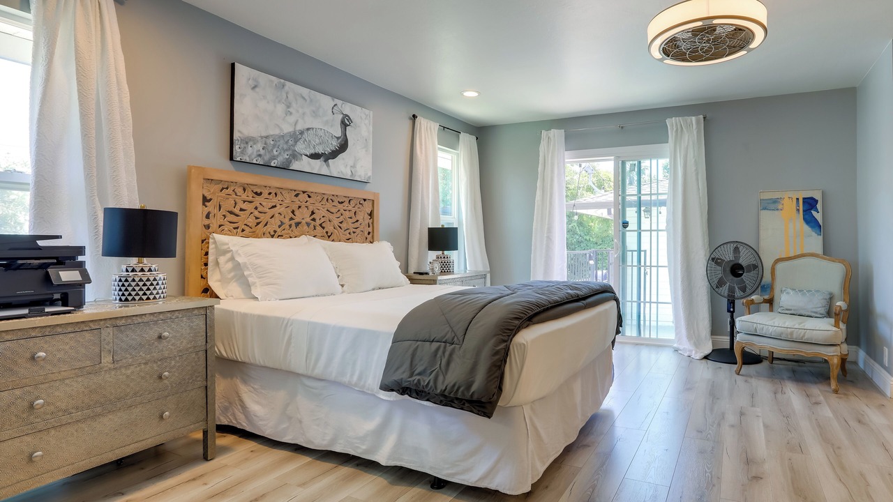 Photo of Bedroom in Arden-Arcade