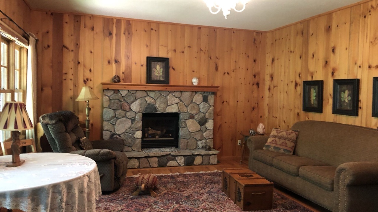 Photo of Livingroom in Crosslake