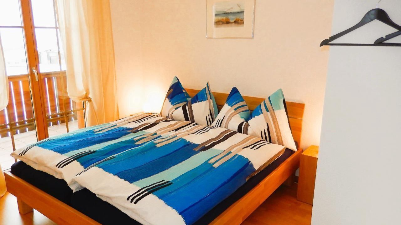 Photo of Bedroom in Aeschi bei Spiez