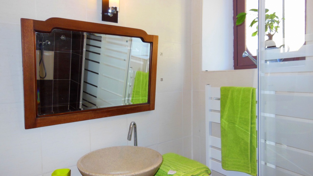 Photo of Bathroom in Noisy-sur-Ecole