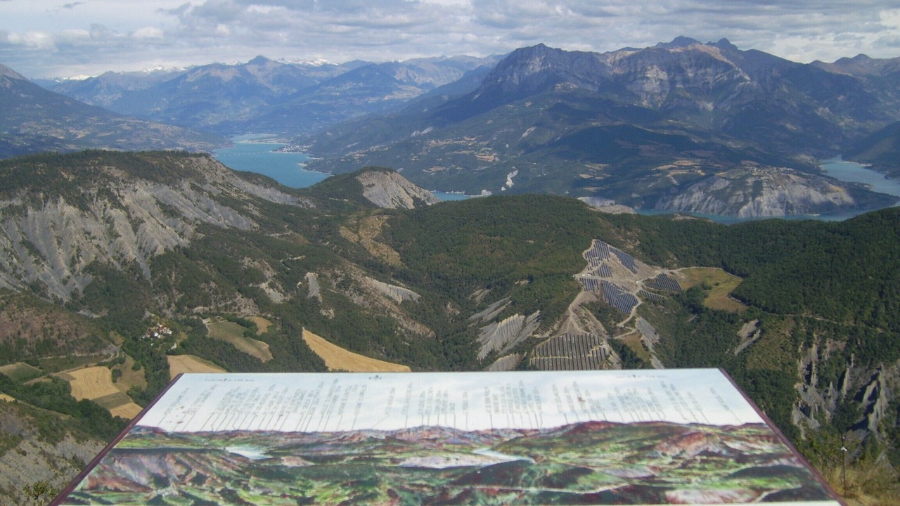 Photo of Outdoor in Theus