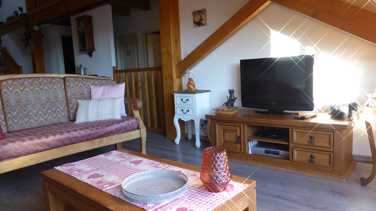 Photo of Livingroom in Theus