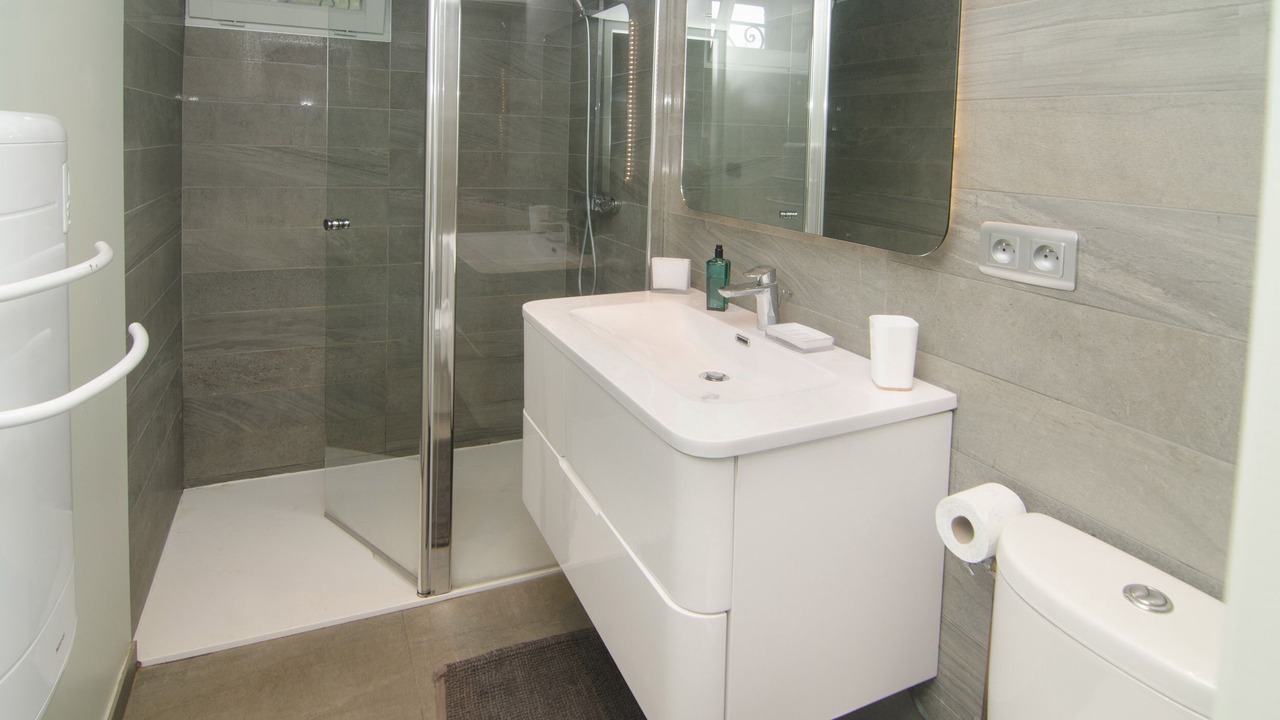 Photo of Bathroom in Talloires-Montmin