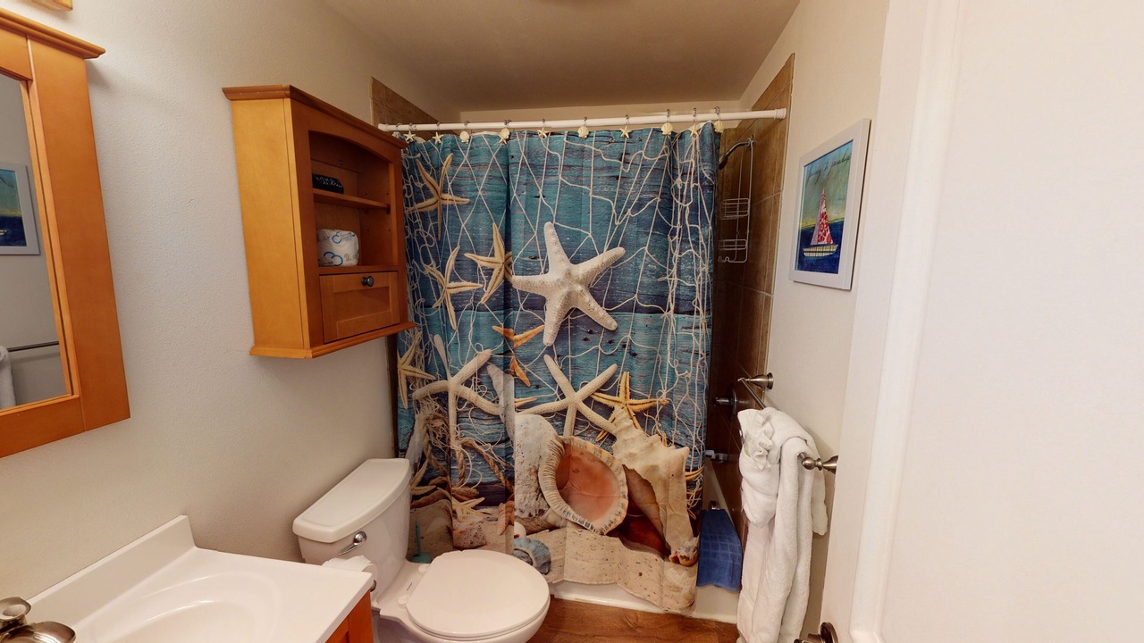 Photo of Bathroom in Navarre Beach