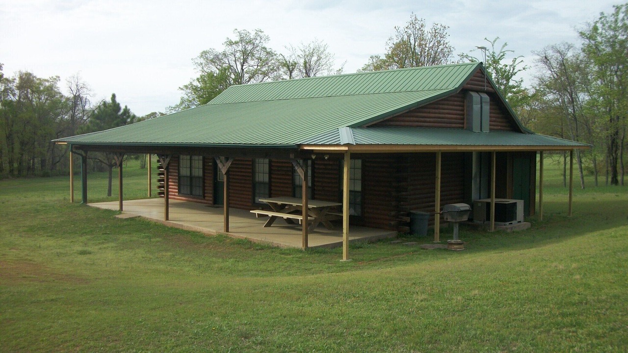 Photo of Outdoor in Pettit