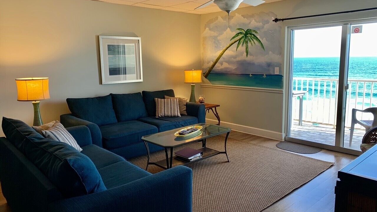 Photo of Livingroom in Pensacola Beach