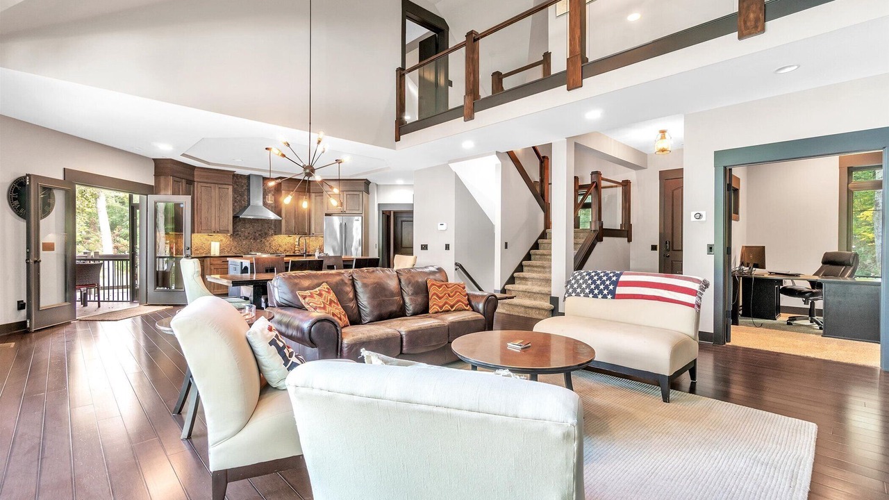 Photo of Livingroom in Saugatuck