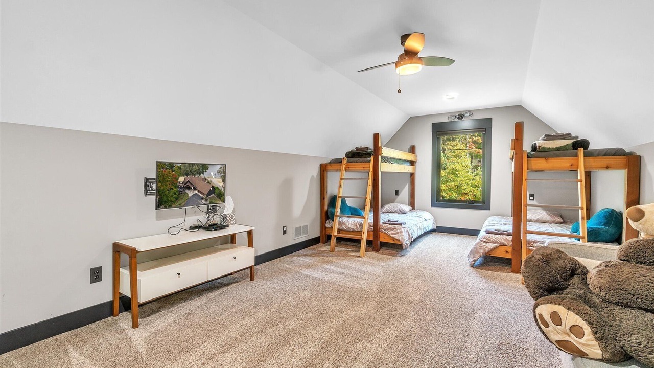 Photo of Bedroom in Saugatuck