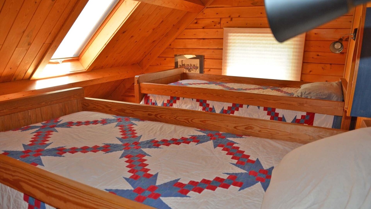 Photo of Bedroom in Sullivan
