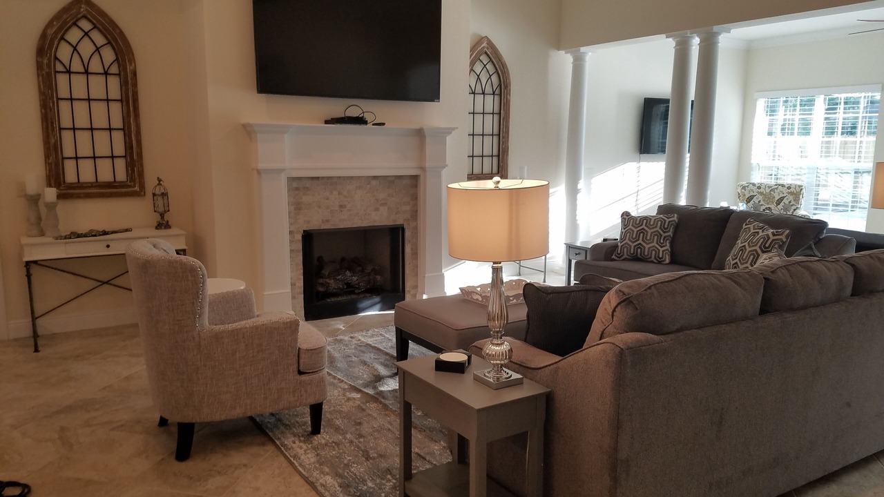 Photo of Livingroom in Foley