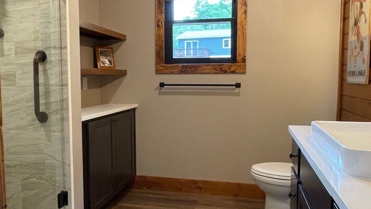 Photo of Bathroom in Penn Lake Park