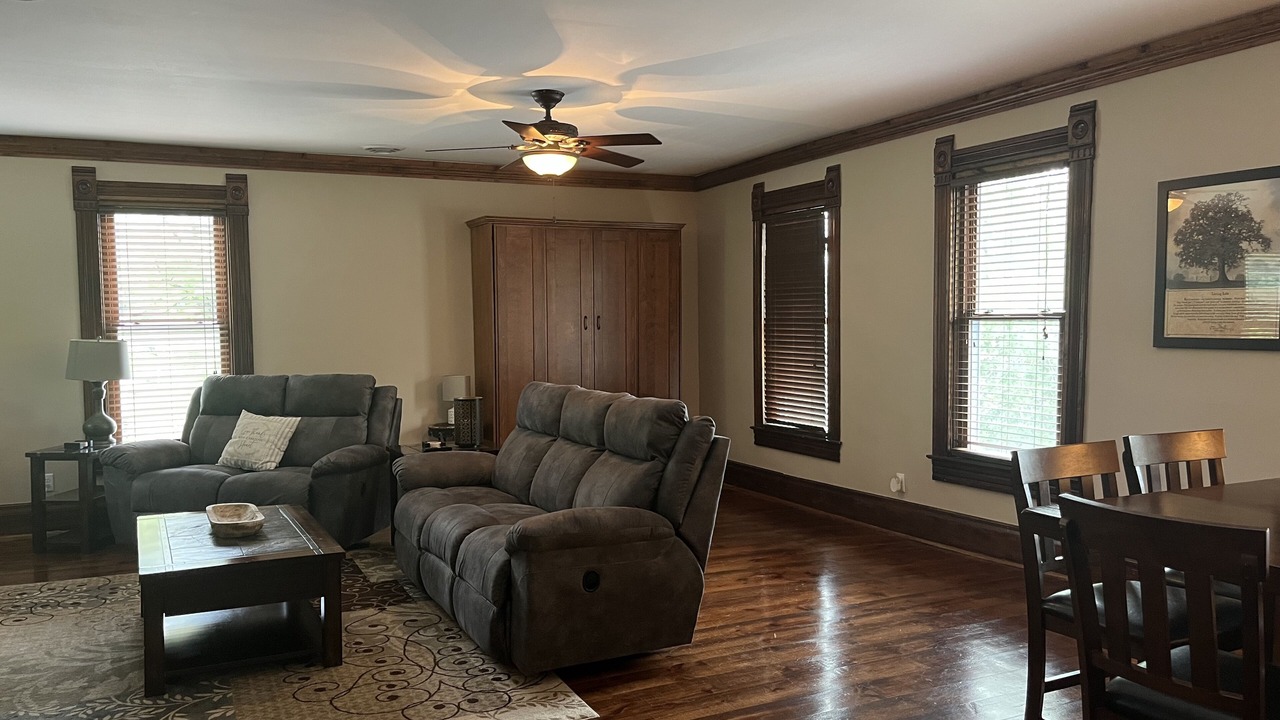 Photo of Livingroom in Keosauqua