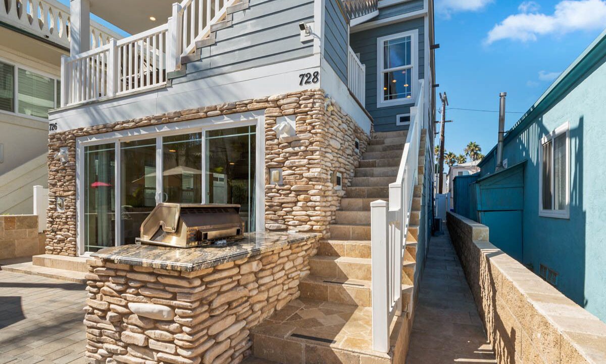 Photo of Patio Balcony in South Mission Beach