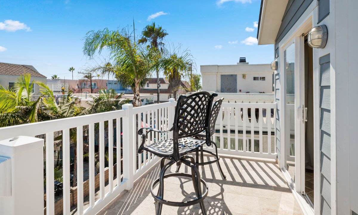 Photo of Patio Balcony in South Mission Beach
