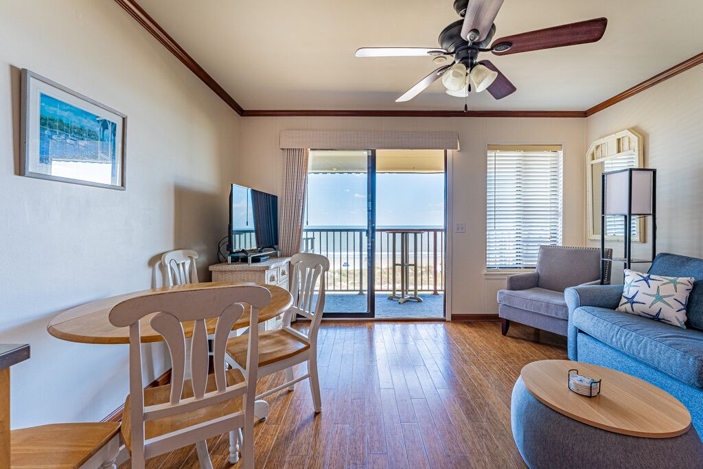 Photo of Livingroom in Folly Field