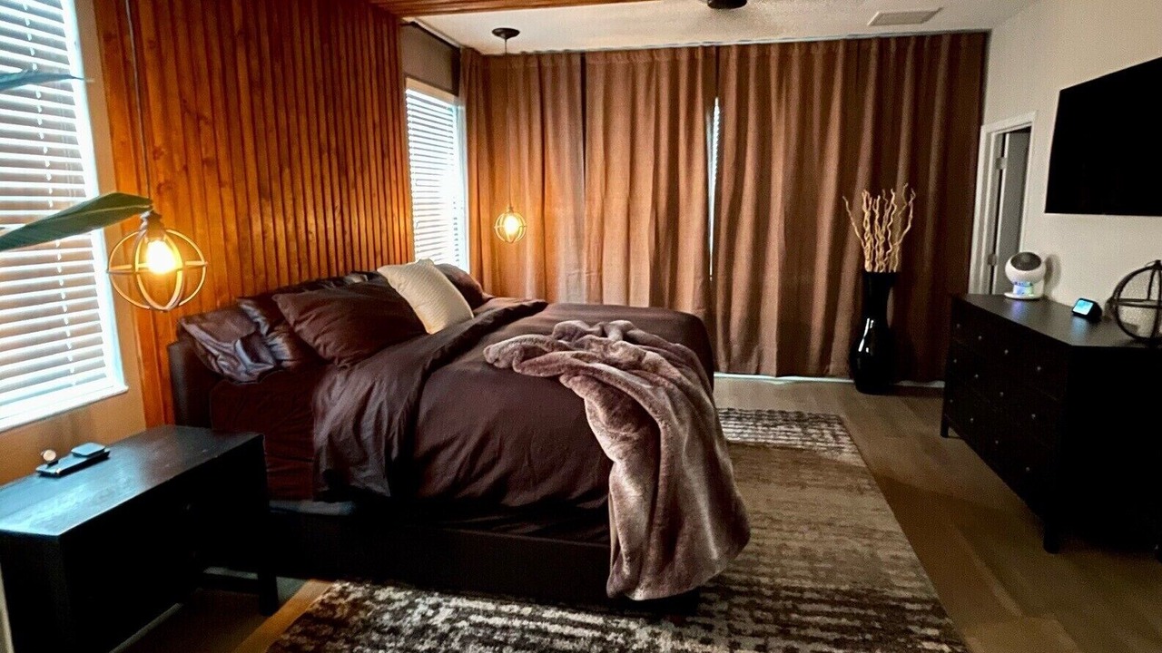 Photo of Bedroom in Oldsmar