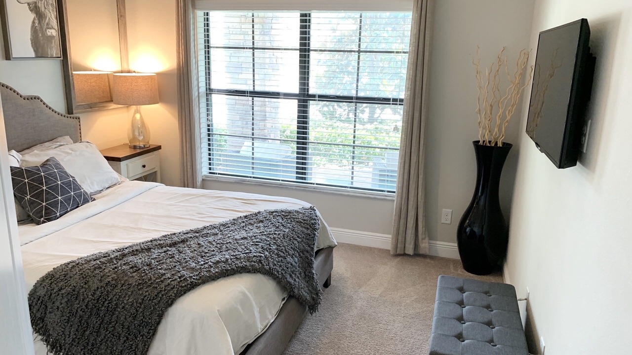 Photo of Bedroom in Oldsmar