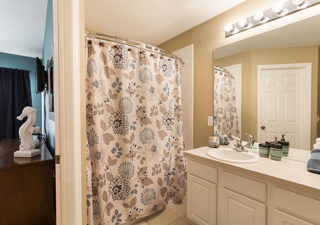 Photo of Bathroom in Windsor Hills