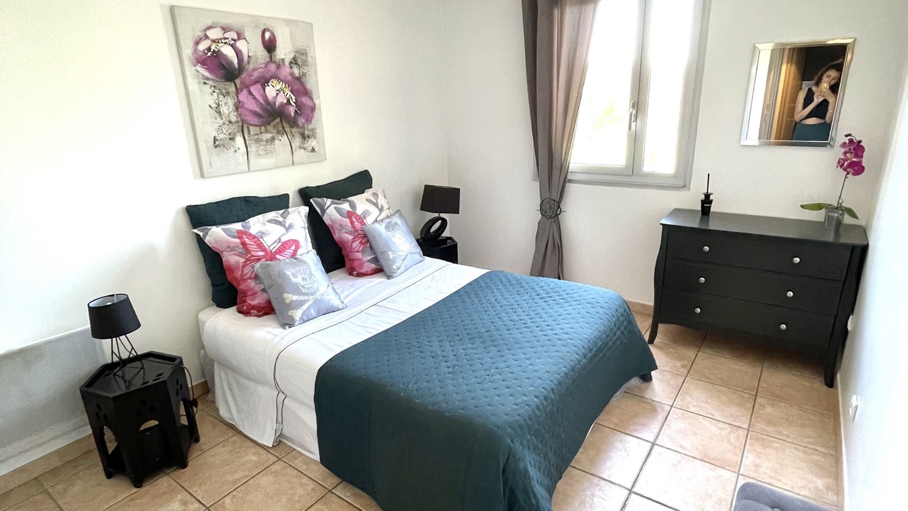 Photo of Bedroom in Cassis
