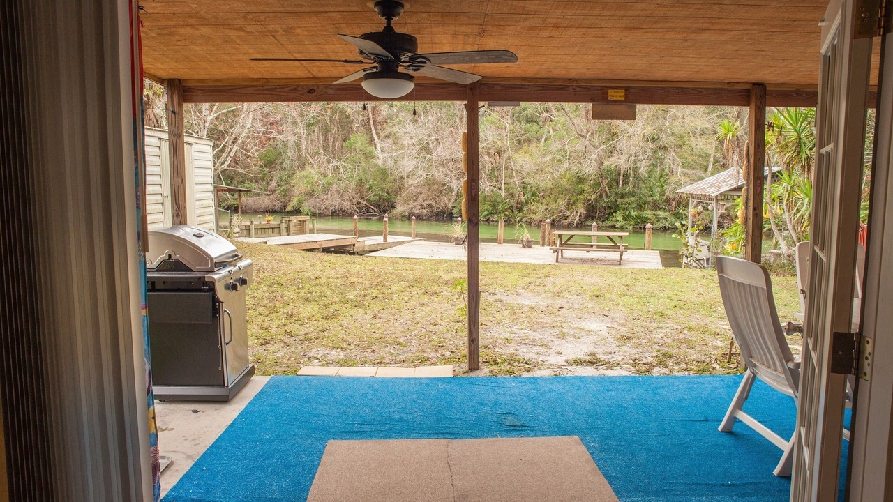 Photo of Outdoor in Weeki Wachee Gardens