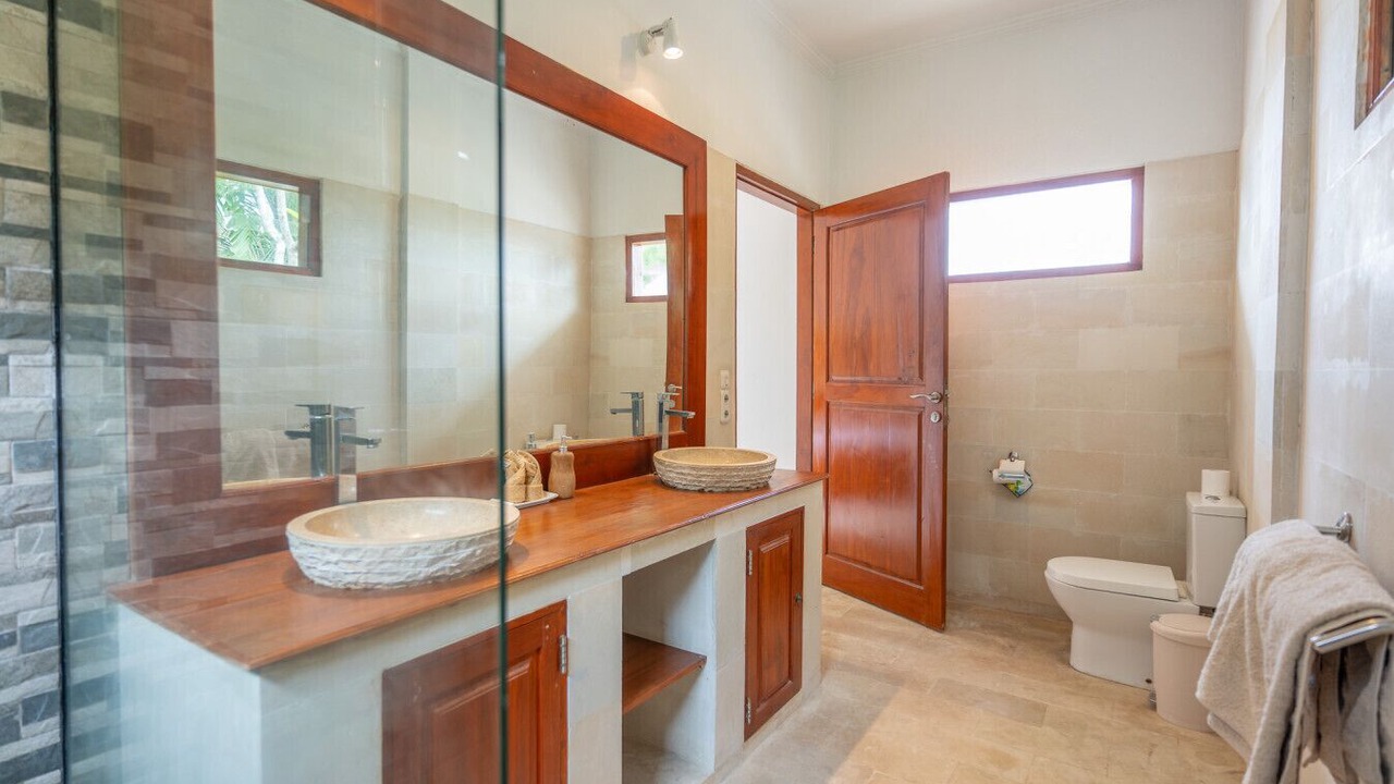 Photo of Bathroom in Melaya
