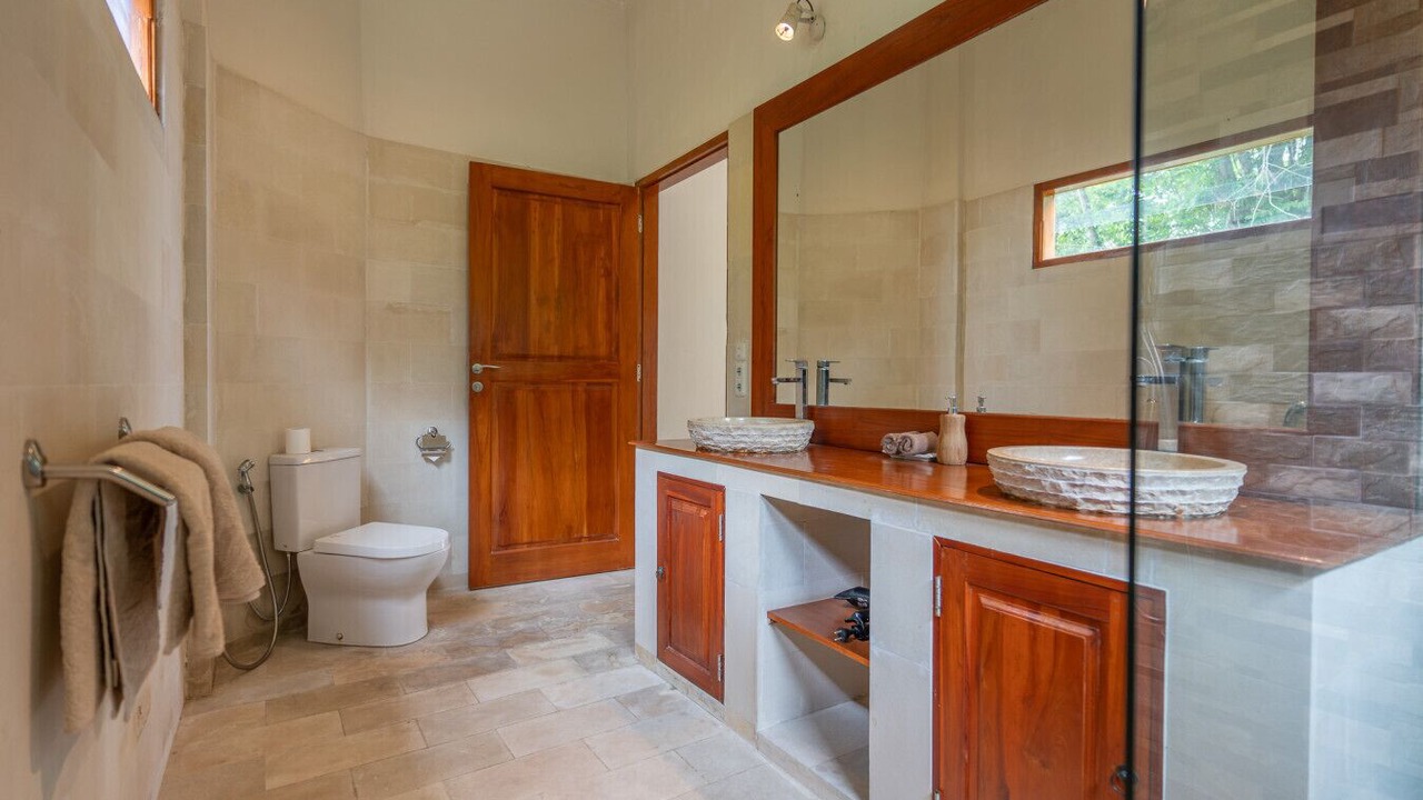 Photo of Bathroom in Melaya