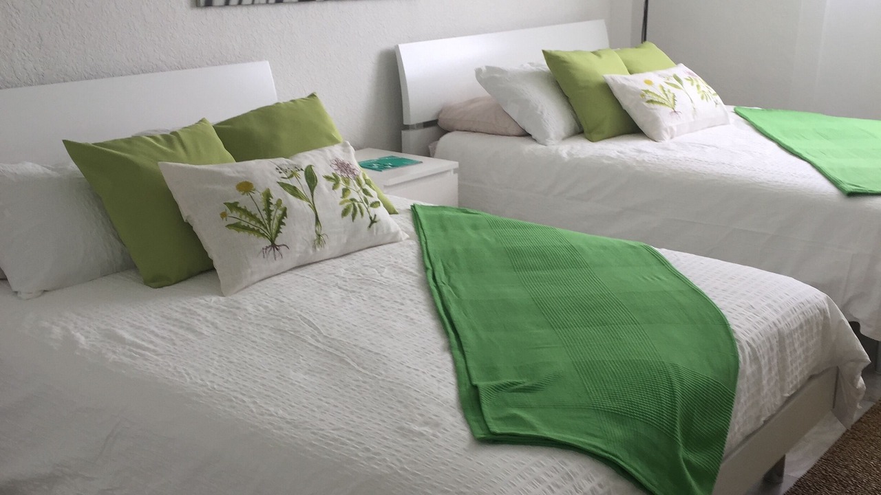 Photo of Bedroom in Hollywood South Central Beach