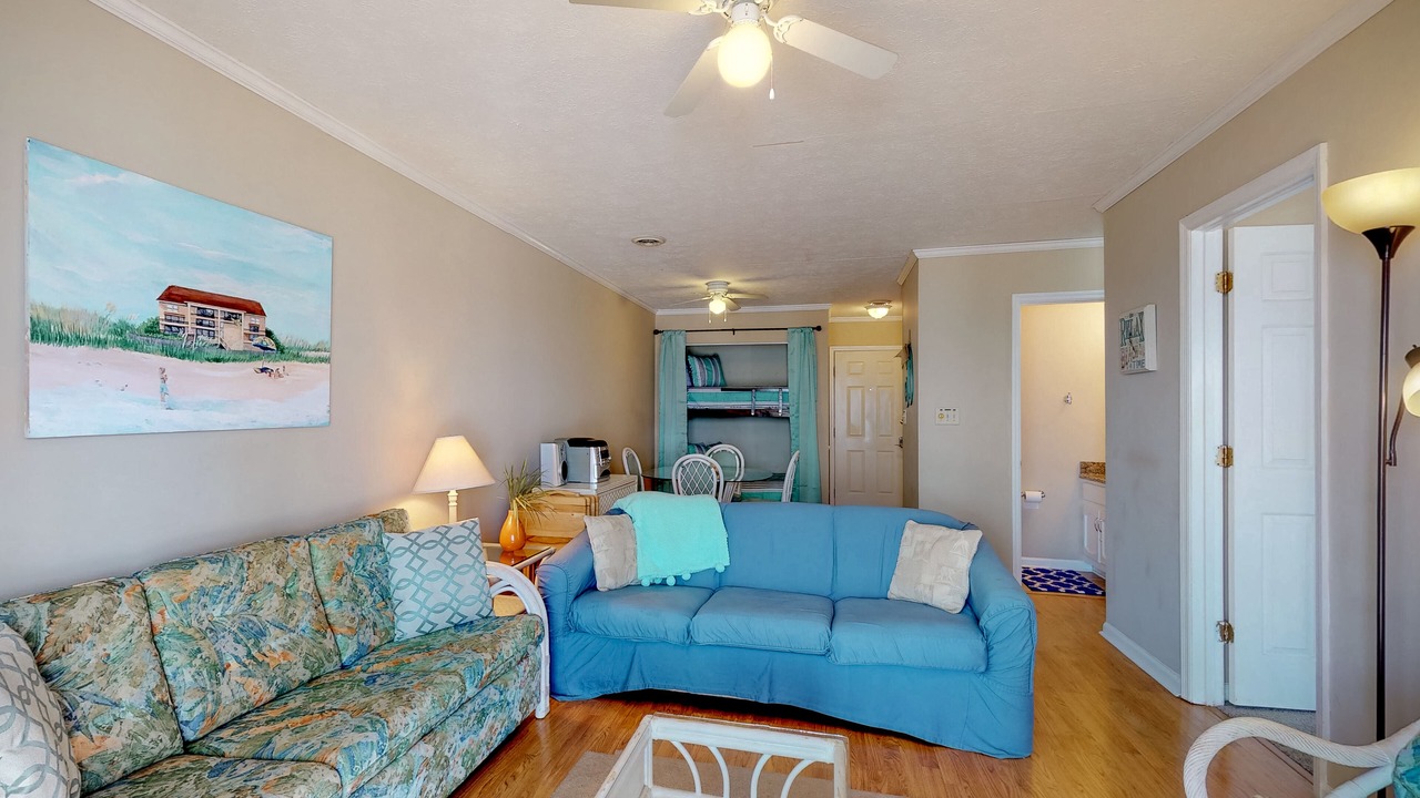 Photo of Livingroom in Surfside Beach
