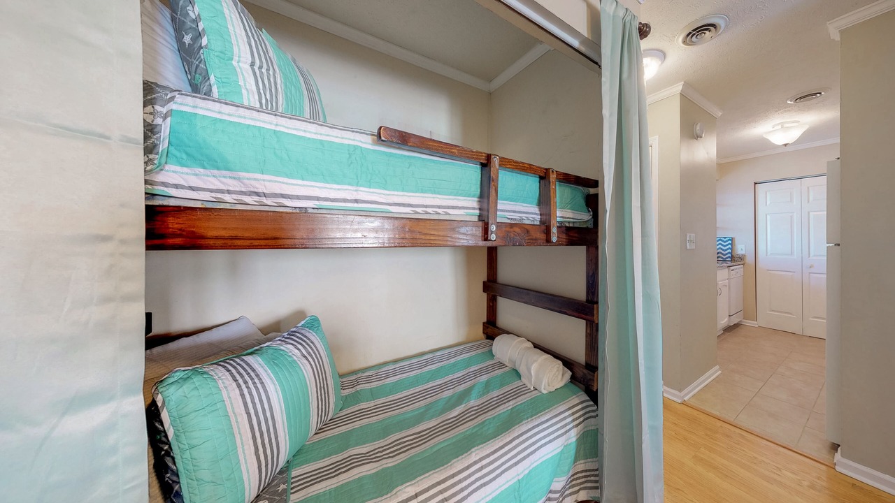 Photo of Bedroom in Surfside Beach