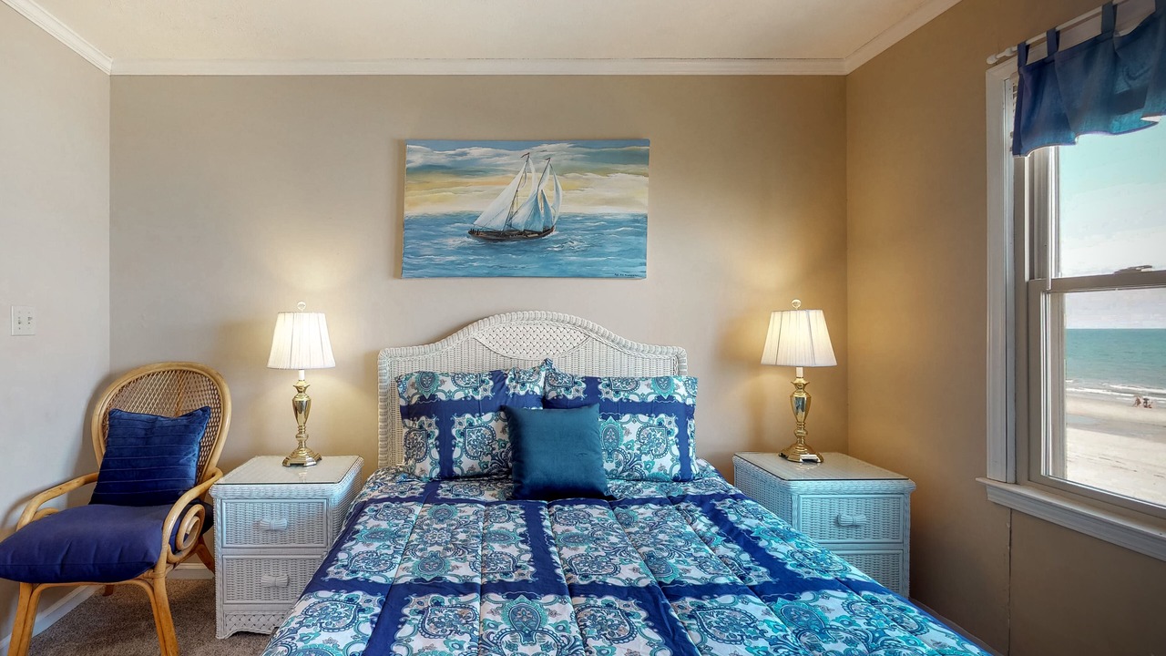 Photo of Bedroom in Surfside Beach