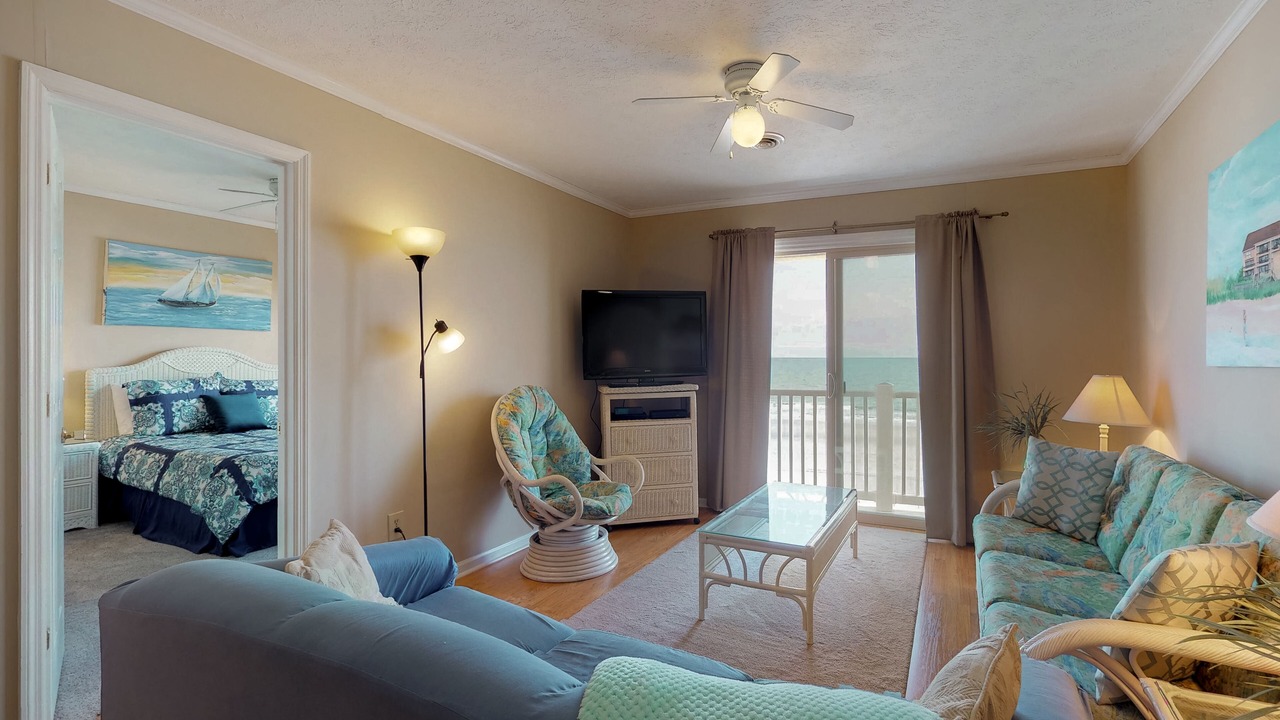 Photo of Livingroom in Surfside Beach