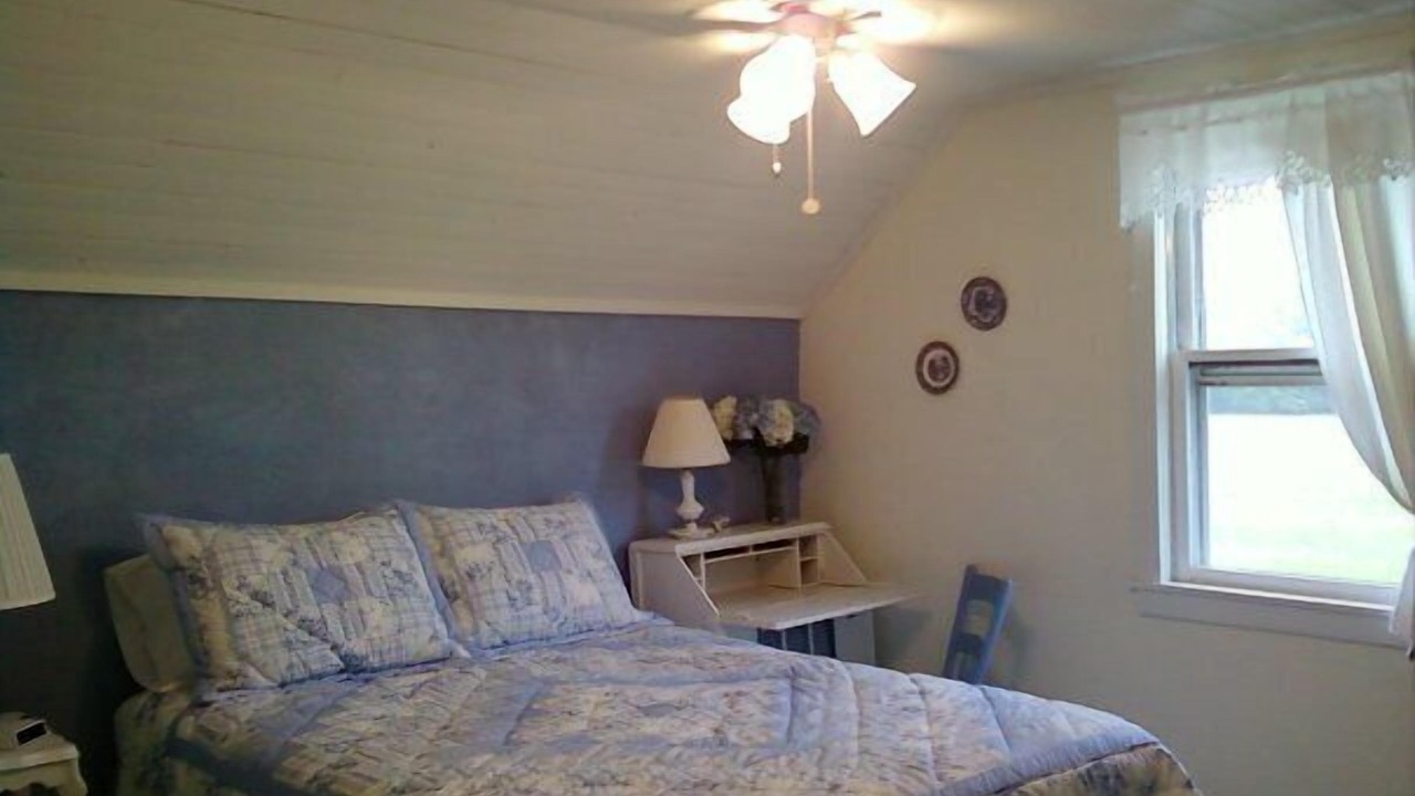 Photo of Bedroom in Cheboygan