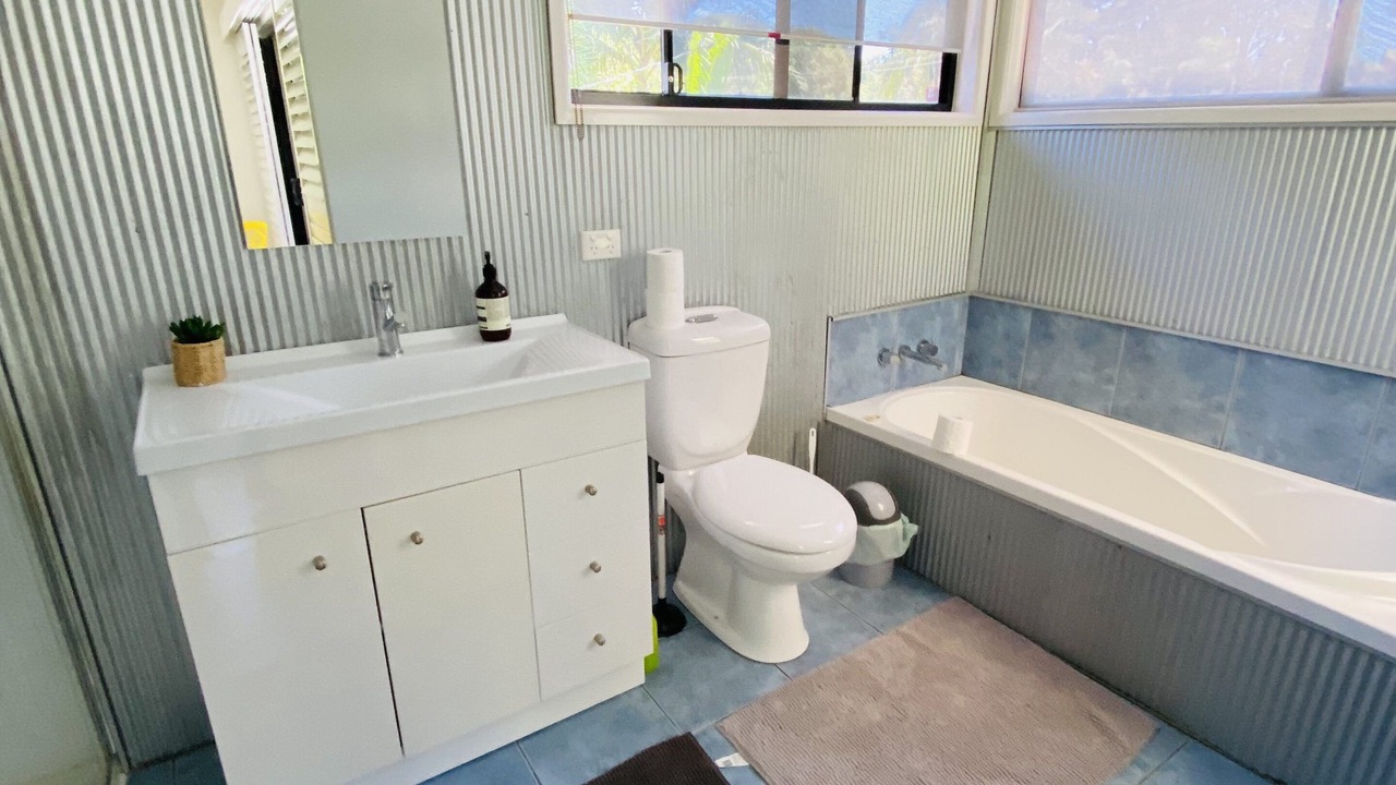 Photo of Bathroom in South Golden Beach